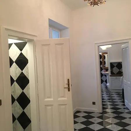 Bed & Breakfast Sarah's Altstadt Oase