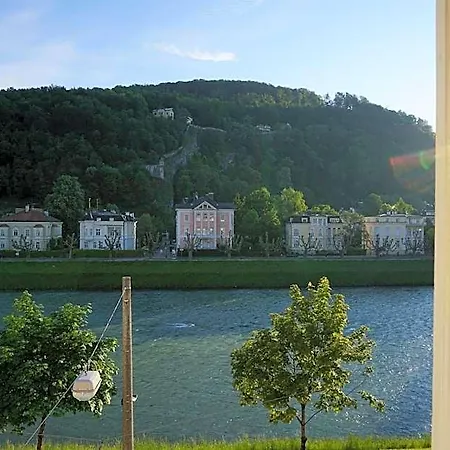 Sarah's Altstadt Oase Panzió Salzburg