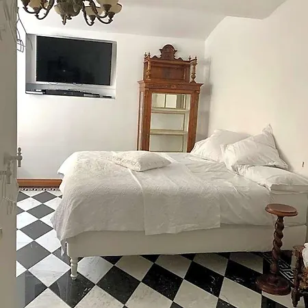 Bed & Breakfast Sarah's Altstadt Oase