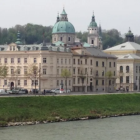 Sarah's Altstadt Oase Nocleg ze śniadaniem Salzburg