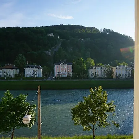 Sarah's Altstadt Oase