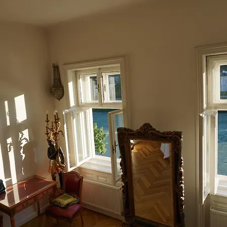 Sarah's Altstadt Oase