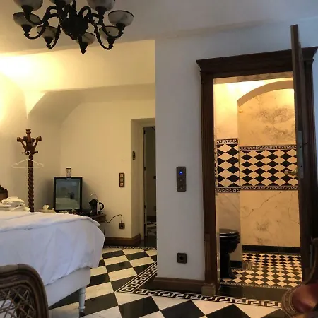 Sarah's Altstadt Oase Bed & Breakfast