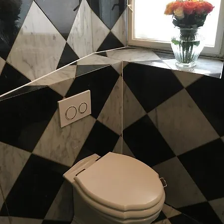 Sarah's Altstadt Oase ザルツブルク