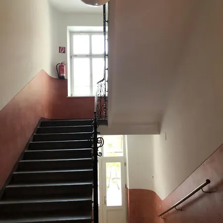 فندق مبيت وإفطار Sarah's Altstadt Oase سالزبورغ
